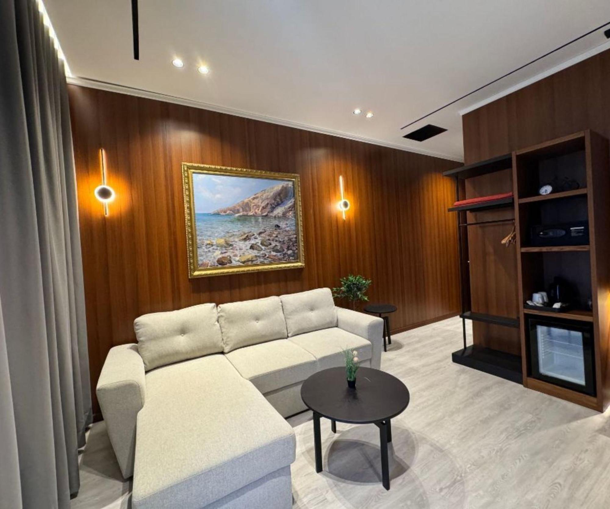 Area Hotel คซามิล ภายนอก รูปภาพ