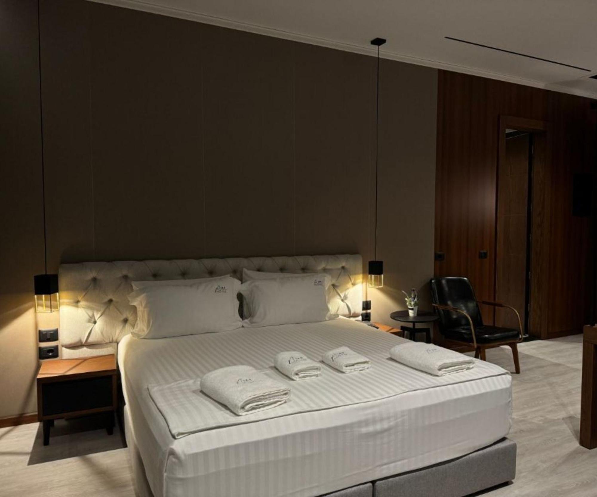 Area Hotel คซามิล ภายนอก รูปภาพ